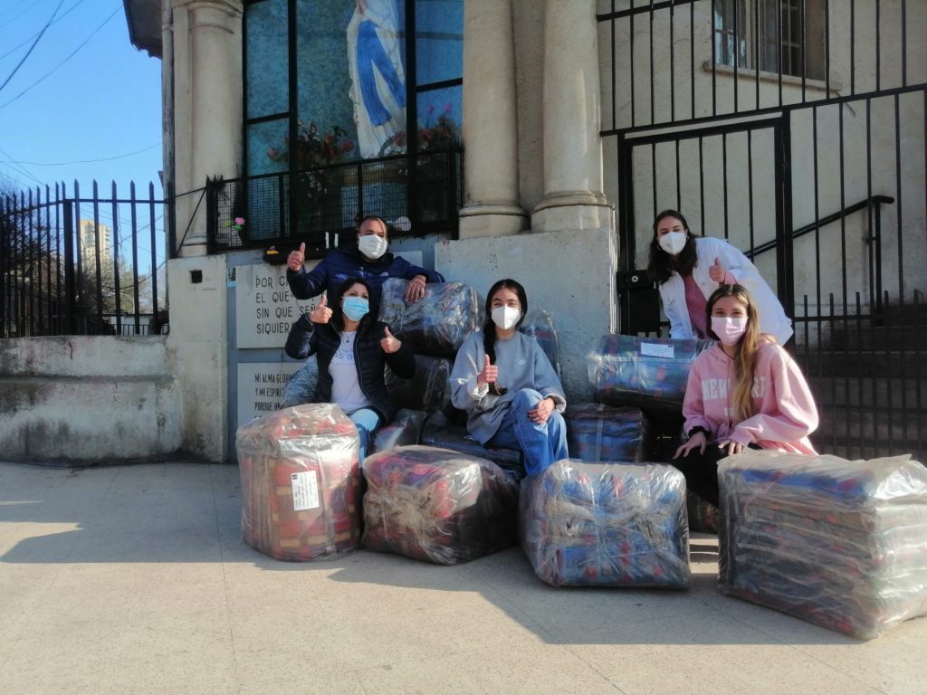 Equipo de Acción Social hizo entrega de la campaña Frazada Solidaria