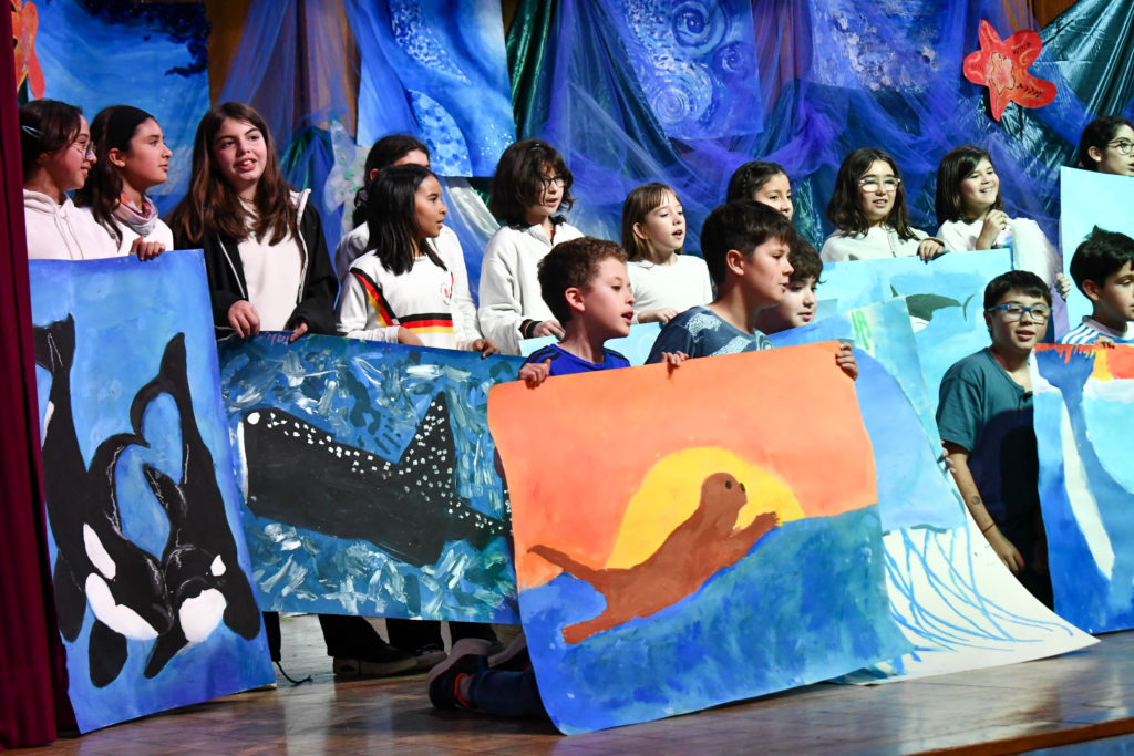 Conmemoración del Mes del Mar y las Glorias Navales en el DSV