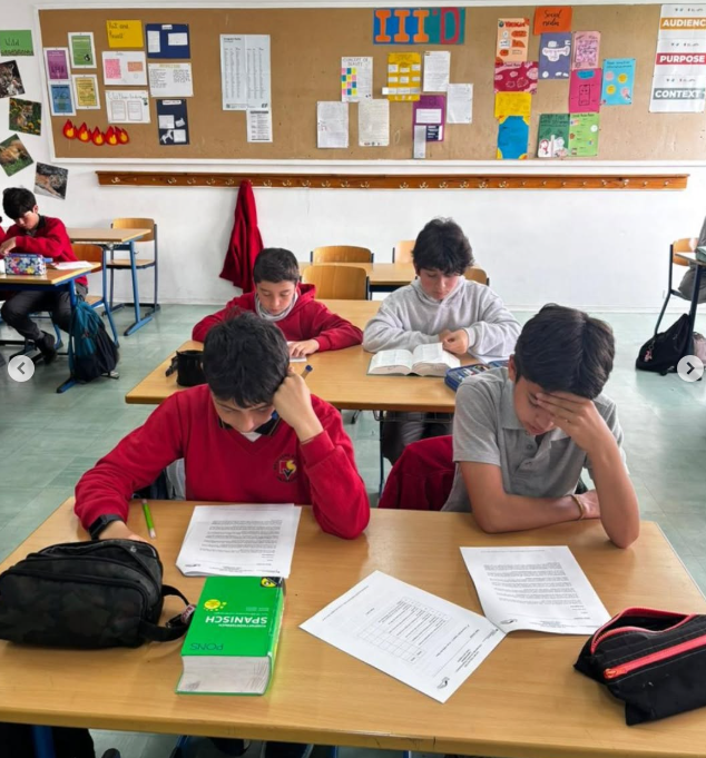 Alumnos de 6° Básico rinden evaluaciones A2 de Alemán certificadas por la ZfA